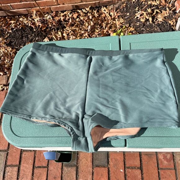 J Crew Ribbed Mini Swim Shorts NWT - Picture 5 of 5